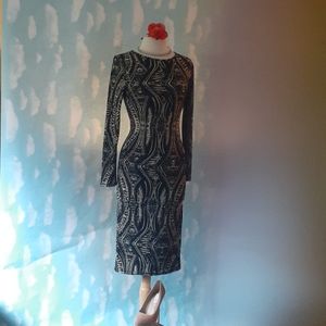 Auditions Bodycon L/S Patterned Midi Dress